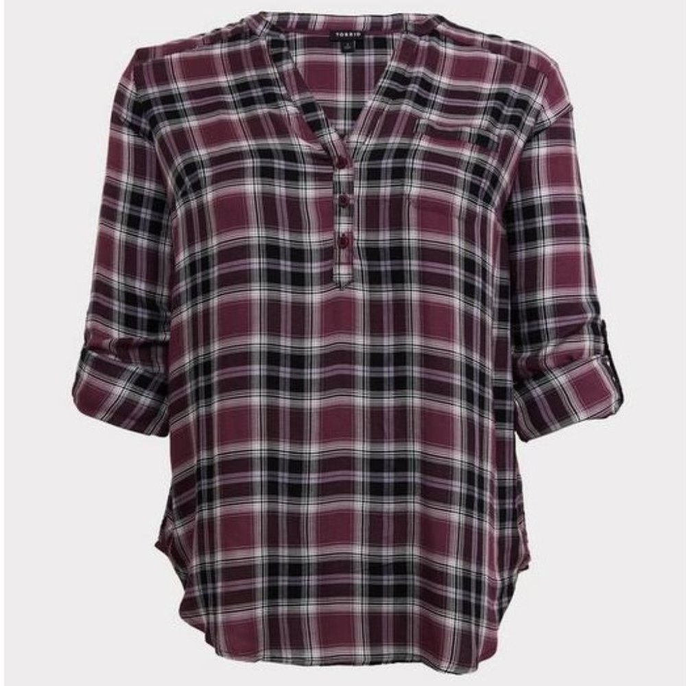 Torrid Twill Henley Tunic Top size 00/Large - Picture 3 of 11